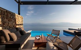 ​le Grand Bleu Resort  5*